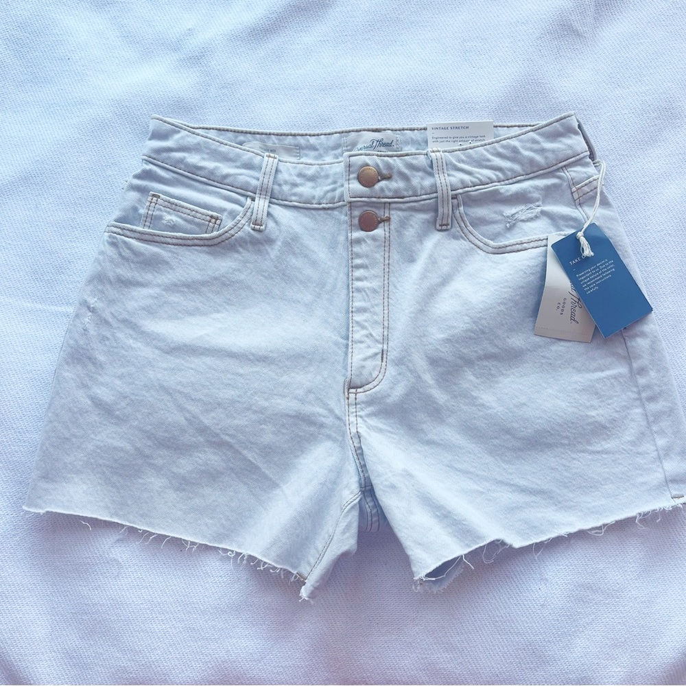 Universal thread vintage stretch cut off jean shorts with stretch size 8/29